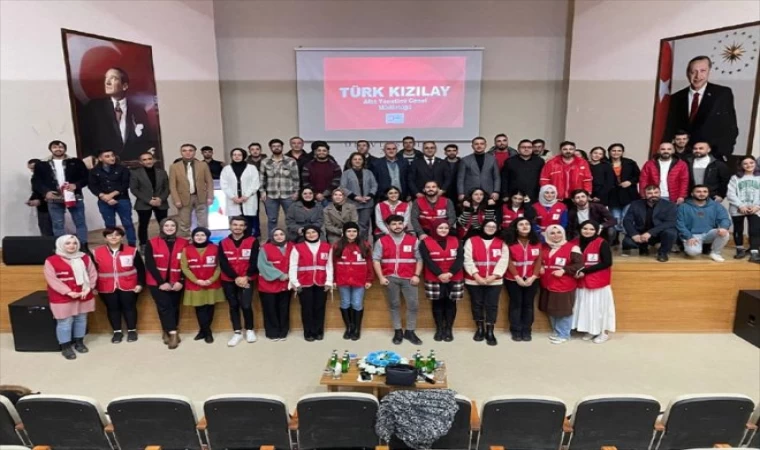 Ağrı'da Afetler ve Kızılay Konferansı yapıldı