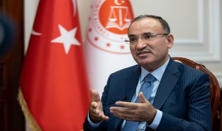 Bakan Bozdağ: Siyasi taraftarlık adalete zarar veriyor