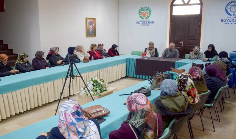 Malatya’da ’deprem ve sonrası’ konuşuldu