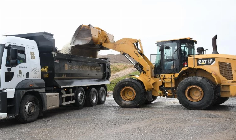 Balıkesir Büyükşehir’den kar teyakkuzu