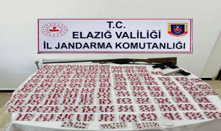 Elazığ’da uyuşturucu operasyonu: 2 bin 751 adet sentetik ecza hap ele geçirildi