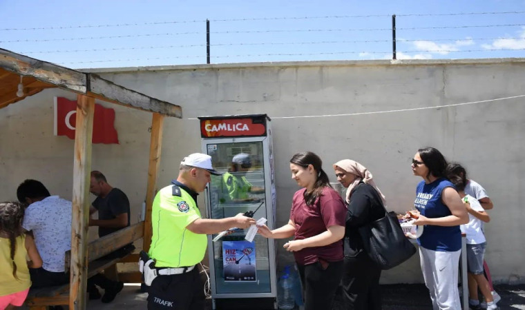 Erzincan’da Kurban Bayramı trafiğinde yoğun denetim ve kontroller devam ediyor