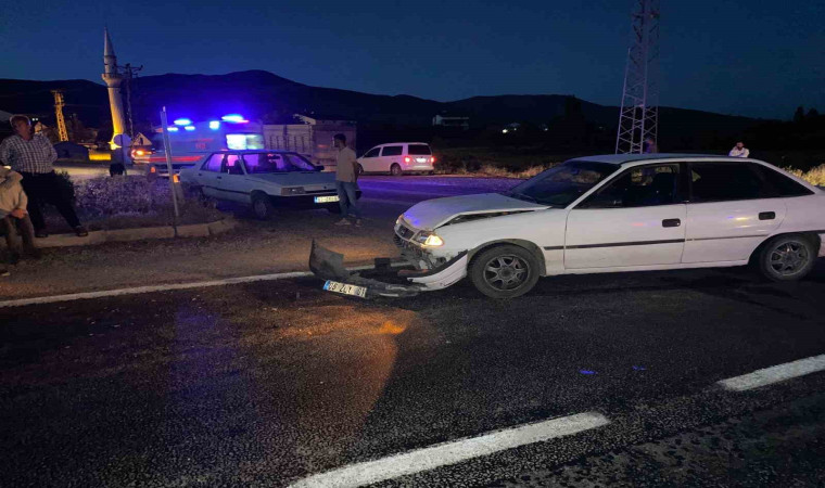 Malatya’da iki otomobil çarpıştı 1 yaralı