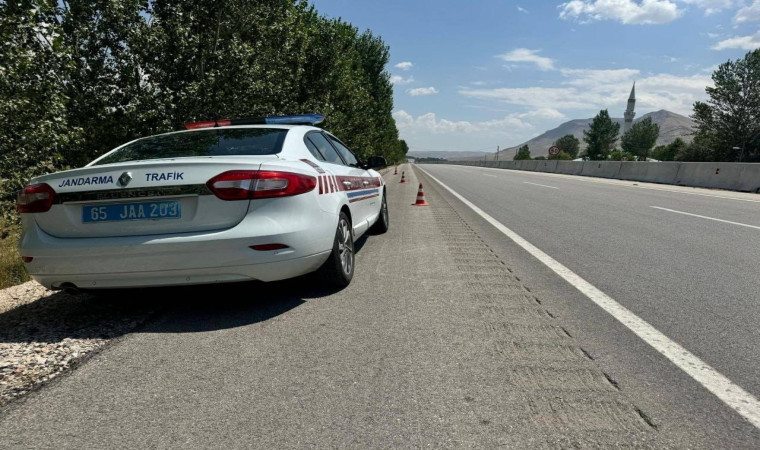 Van’da 84 araç trafikten men edildi