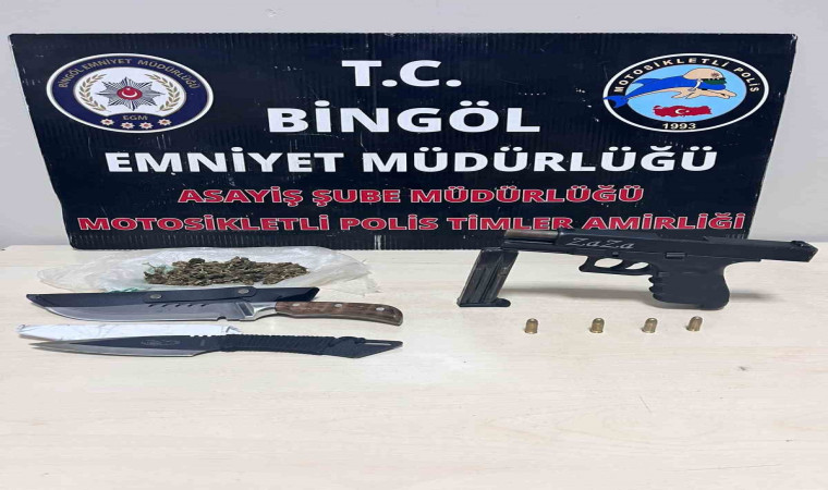 Bingöl’de ruhsatsız tabanca ele geçirildi