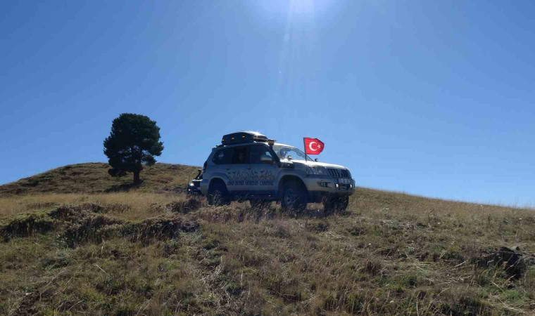 Erzurum’da off-roadçular ”Yaza veda, kışa merhaba” dedi