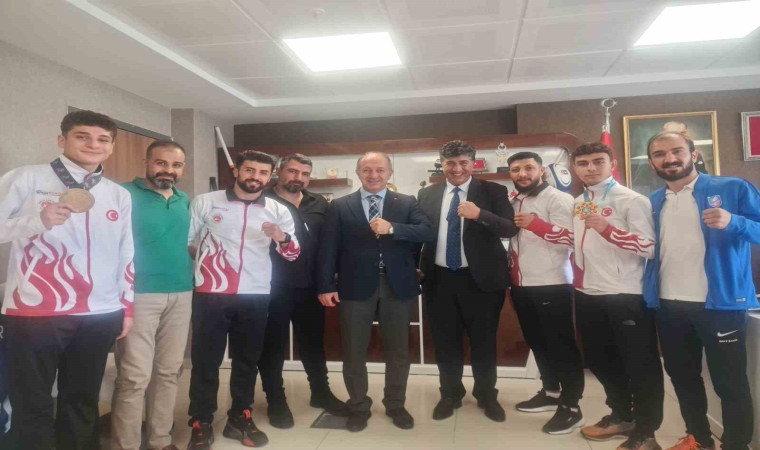 Kick Boks şampiyonları GSİM’deydi