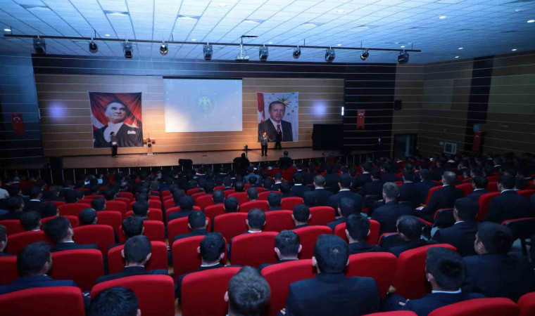 Polis adaylarına ”Farkındalık, moral ve motivasyon” konferansı