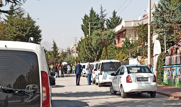 Bıçaklı saldırıda yaralanan polis memuru Erzincanlı