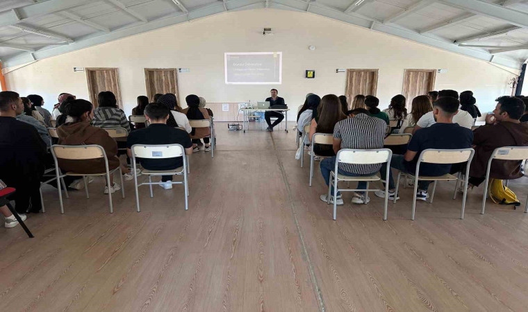 Çemişgezek MYO öğrencilerine oryantasyon eğitimi