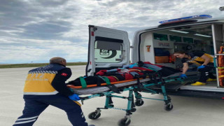 Attan düşen hasta helikopter ambulansla Van’a sevk edildi