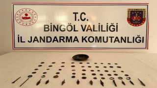 Bingöl’de 63 adet obje ele geçirildi: 2 gözaltı