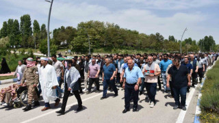 Gazze’de ölenler için temsili cenaze töreni