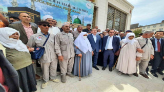 Kars’tan hacı adayları kutsal topraklara uğurlandı