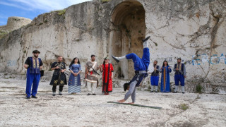 Urartuların kalesinde Urartu konulu oyun sahnelendi