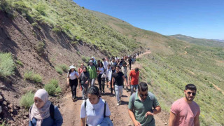 Elazığ’da Hazarbaba Dağı’na doğa yürüyüşü gerçekleştirildi