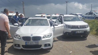 Kars’ta polisin dur ihtarına uymayan sürücü takip sonucu yakalandı