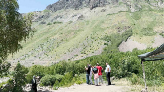 Nemrut Krater Gölü yerli ve yabancı turistleri ağırlıyor