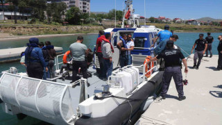 Özel öğrenciler polis botuyla Van Gölü’nü gezdi