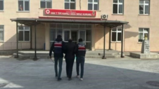 Van’da değişik suçlardan 14 kişi tutuklandı