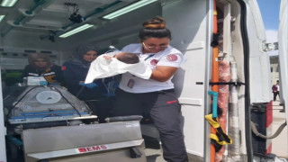 Van’da kalp hastası bebek için ambulans uçak havalandı