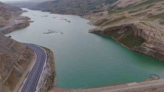 Van’da rekor yağışlar barajları tamamen doldurdu