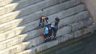 Boğulma tehlikesi geçiren genç hastaneye kaldırıldı