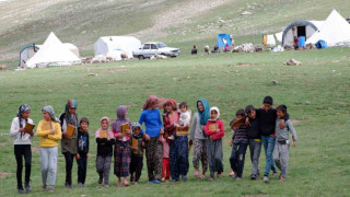 Devlet onları unutmadı: Göçer çadırında Kur’an kursu