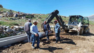 Doğanşehir’de yayladaki hayvanlar unutulmadı