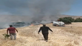 Elazığ’da tarlada çıkan anız yangını söndürüldü