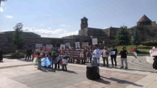 Erzurum’da ABD kongresine alkışlı protesto