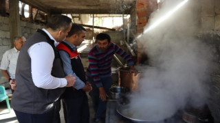 Erzurum’da dutun pekmeze yolculuğu sürüyor