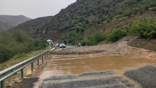 Erzurum’da yoğun yağış heyelan ve seli getirdi