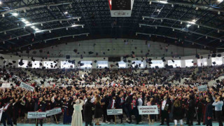 FÜ’de binlerce öğrenci mezun oldu