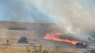 Malatya’da bir hektarlık alanda anız yangını