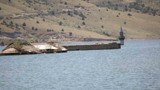 Sarıkamış’ta baraj suyu çekildi