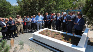 Şehit İsmail Güven’e bayrak asma merasimi düzenlendi