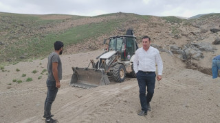 Türkiye’nin en yüksek üçüncü dağı Süphan Dağına yol açma çalışması