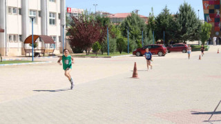 12. Bölge Triatlon Şampiyonası Elazığ’da gerçekleştirildi