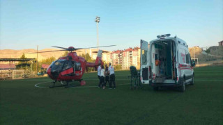 Ambulans helikopter kalp krizi geçiren hasta için havalandı