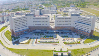 Elazığ Fethi Sekin Şehir Hastanesi başarılı operasyonlarını sürdürüyor