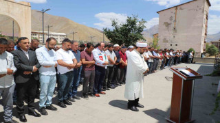 Haniye için Hakkari’de gıyabi cenaze namazı kılındı