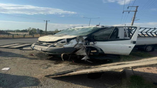 Iğdır-Doğubayazıt karayolunda trafik kazası: 3 yaralı