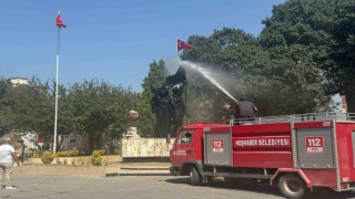 Iğdır Valiliği, 30 Ağustos Zafer Bayramı hazırlıklarında DEM’li belediyenin itfaiye araçlarını kullanmadı