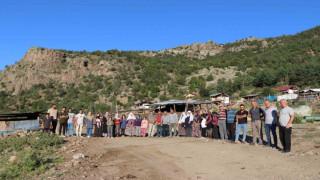 Oltu’da çiftçiler tapu sorununun çözülmesini istiyor