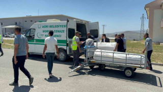 Otobüs kazasında hayatını kaybedenlerin cenazesi defnedilmek üzere Ağrı’ya getirildi