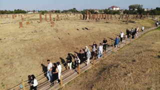 Selçuklu Mezarlığında hafta sonu yoğunluğu