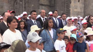 ”Umudun Renkleri” kapılarını açtı