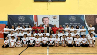 Ağrı’da hayata geçirilen ’Fabrika Voleybol’ ile genç yıldızlar yeteneklerini sergileyecek