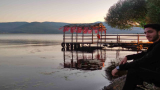 Çıldır Gölü’nde mest eden gün batımı manzarası